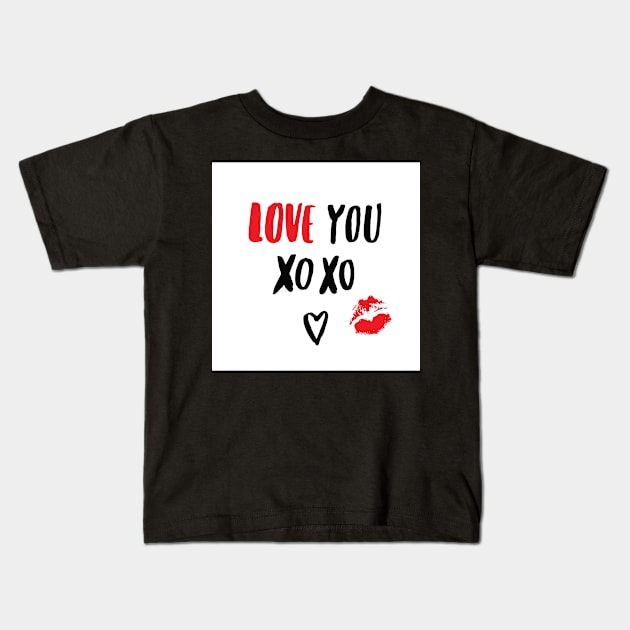 I love you, xo xo ♥ Kids T-Shirt by Viaire